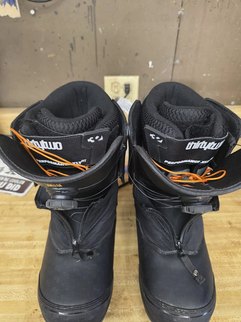 ThirtyTwo Focus BOA Austin Sweetin
